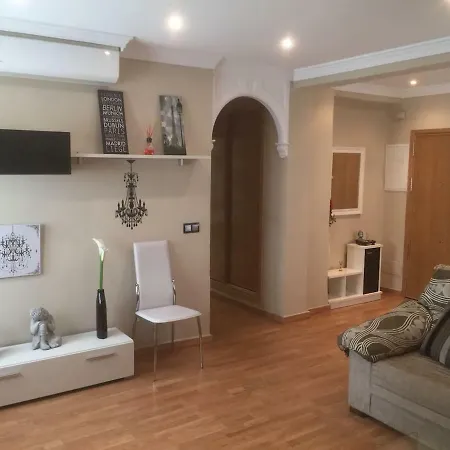 Nicemalaga Junto Al Centro Familias Grupos 7hab Málaga